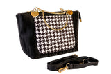 AURA BLACK