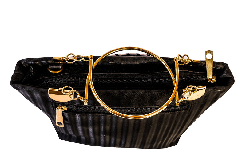 AURA BLACK